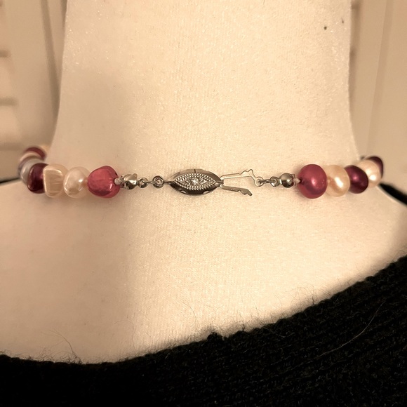 Coloured pearl necklace and bracelet set - Picture 2 of 5